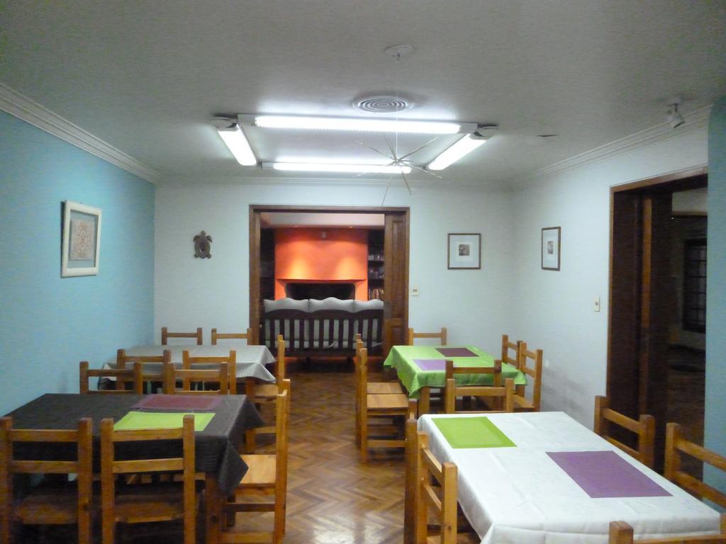 Hostel De Los Artistas Mendoza Ngoại thất bức ảnh