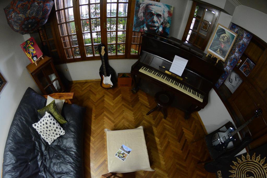 Hostel De Los Artistas Mendoza Ngoại thất bức ảnh